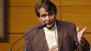 Suresh Prabhu, Apple, Make in India, government, India