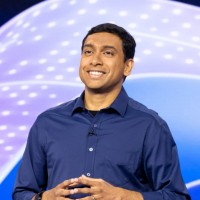 Pavan Davuluri, windows and surface chief